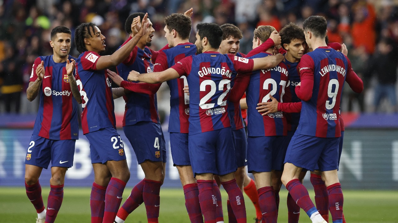 آخر أخبار نادي برشلونة ومستقبله الرياضي