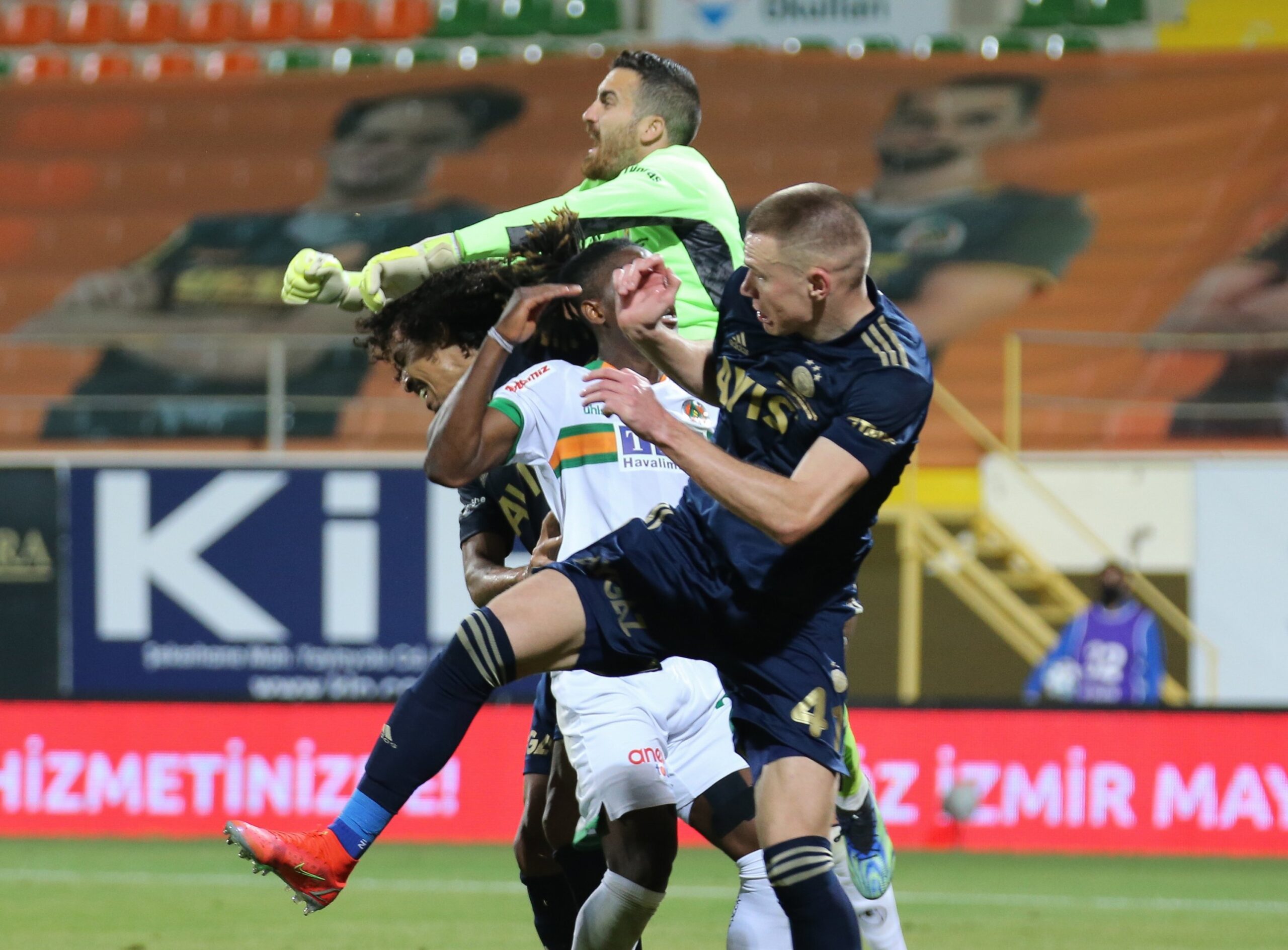 ألانيا سبور يستضيف فنربخشة في مواجهة مثيرة