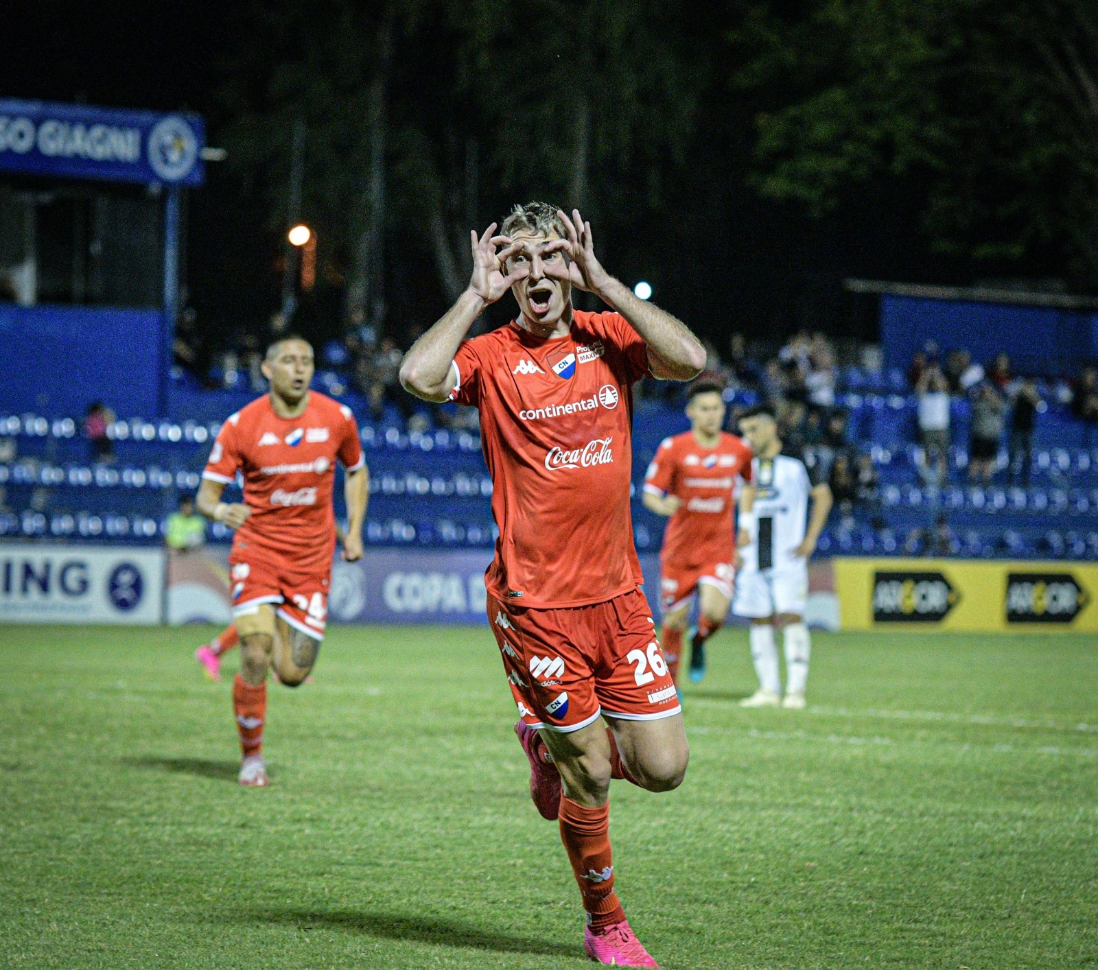 خوان فرناندو ألفارو وتأثيره في كرة القدم