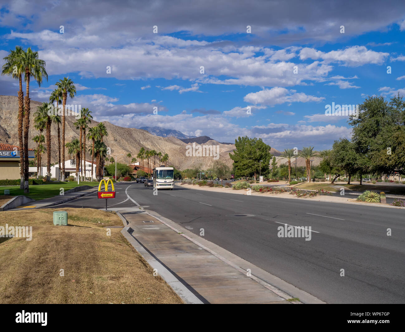 جولة في مدينة بالم سبيرينغس: جوهرة كاليفورنيا